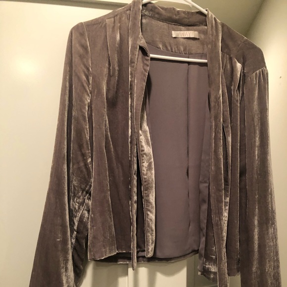 Velvet jacket - Picture 3 of 6